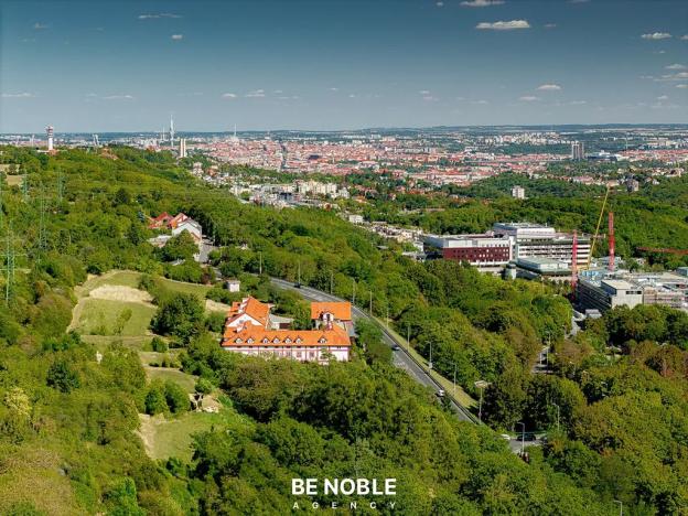 Prodej bytu 6+kk a větší, Praha - Břevnov, Kukulova, 252 m2