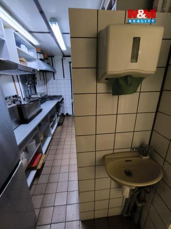 Pronájem restaurace, Orlová - Lutyně, Modřínová, 330 m2