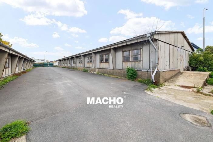 Pronájem skladu, Chrášťany, K Vodojemu, 588 m2