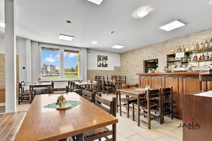 Prodej restaurace, Příšovice, 300 m2