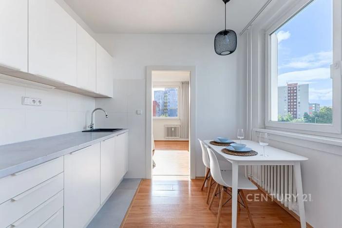 Prodej bytu 3+1, Praha - Hlubočepy, Pražského, 76 m2