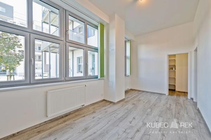 Prodej bytu 3+kk, Tábor, Kpt. Jaroše, 79 m2