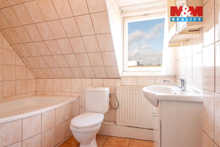 Prodej bytu 2+1, Cvikov - Cvikov II, Komenského, 48 m2