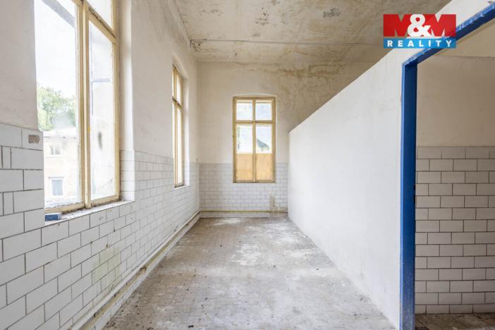 Pronájem výrobních prostor, Krásná Lípa, Stradalova, 800 m2