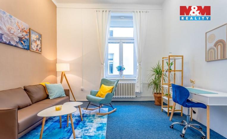 Pronájem obchodního prostoru, Olomouc, Horní náměstí, 15 m2