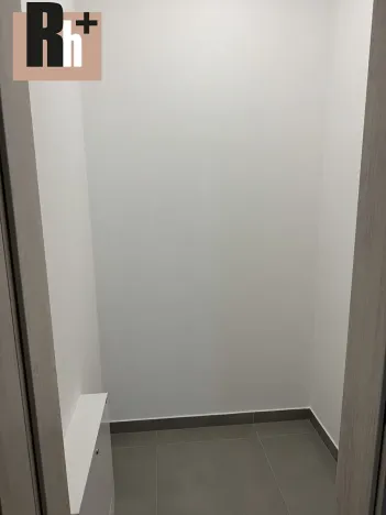 Prodej bytu 3+kk, Ostrava, Opavská, 72 m2