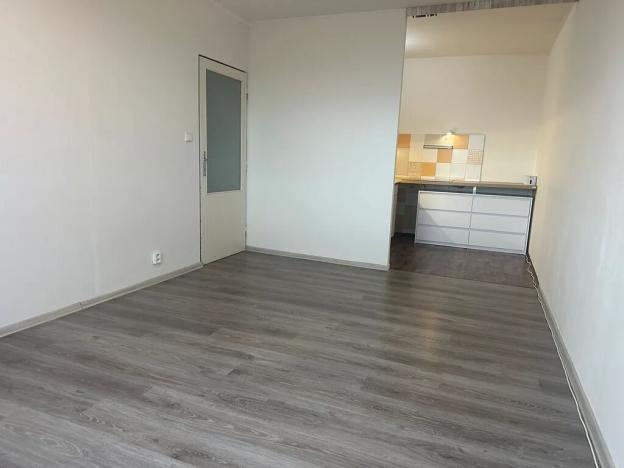 Pronájem bytu 2+kk, Kladno, Vodárenská, 40 m2