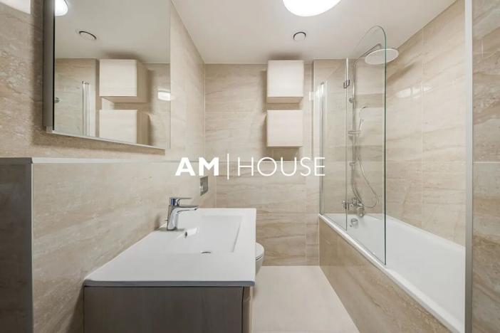 Pronájem bytu 3+kk, Praha - Karlín, Pernerova, 90 m2