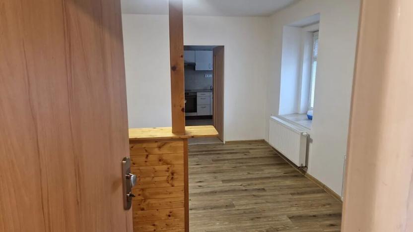 Pronájem bytu 1+kk, Zápy, 29 m2