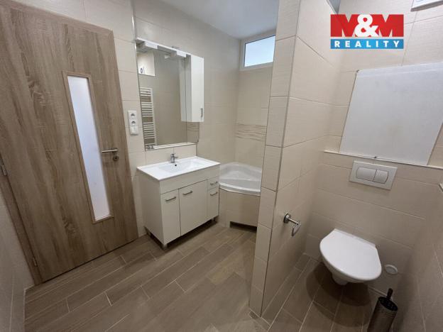 Pronájem bytu 3+1, Ústí nad Labem - Střekov, Kamenná, 65 m2