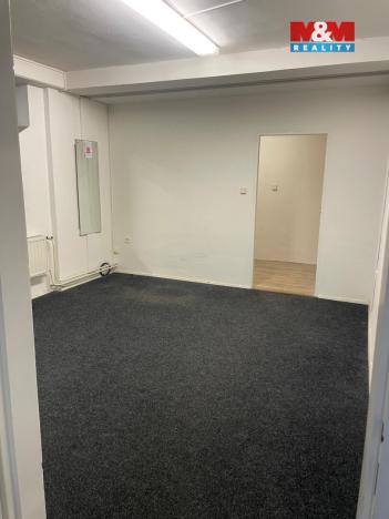 Pronájem kanceláře, Pardubice - Polabiny, Lonkova, 23 m2