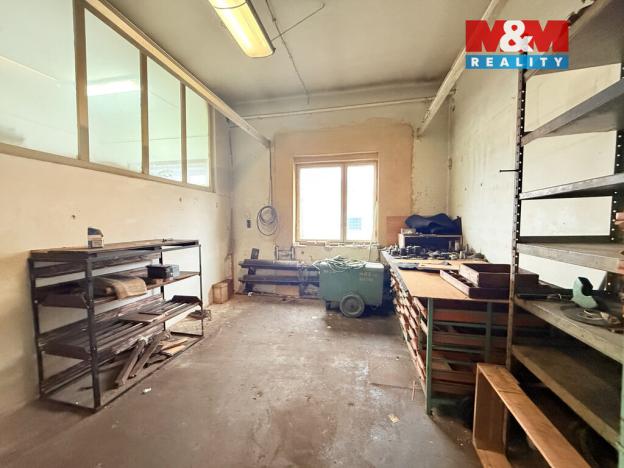 Pronájem výrobních prostor, Svitavy - Lány, 318 m2