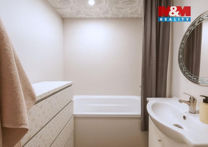 Pronájem bytu 3+1, Klášterec nad Ohří, Dlouhá, 72 m2