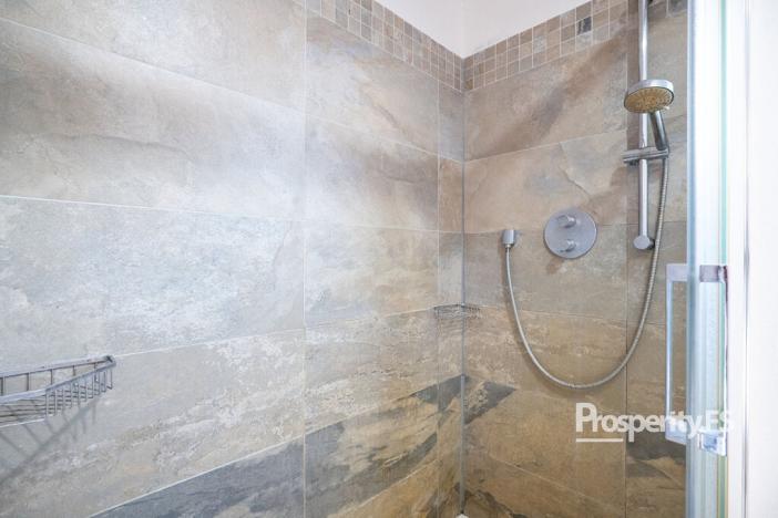 Prodej rodinného domu, Veleň, 141 m2