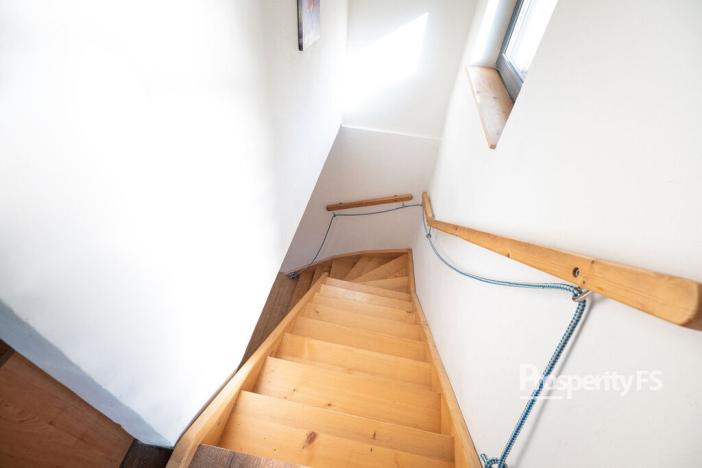 Prodej rodinného domu, Veleň, 141 m2