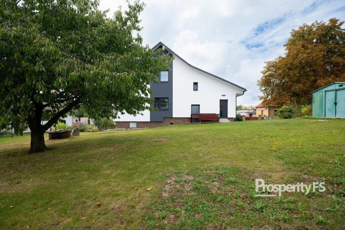 Prodej rodinného domu, Hořešovičky, 256 m2