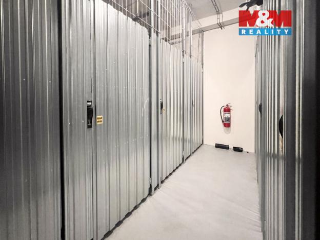 Pronájem bytu 2+kk, Praha - Hlubočepy, Geologická, 34 m2