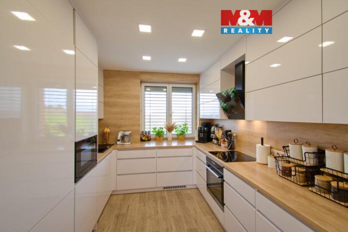 Prodej bytu 3+1, Valašské Meziříčí - Bynina, 70 m2