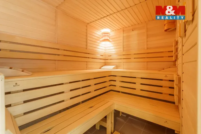 Prodej činžovního domu, Karlovy Vary - Stará Role, Dlouhá, 402 m2