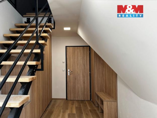 Pronájem bytu 2+kk, Lanškroun - Žichlínské Předměstí, Dobrovského, 80 m2