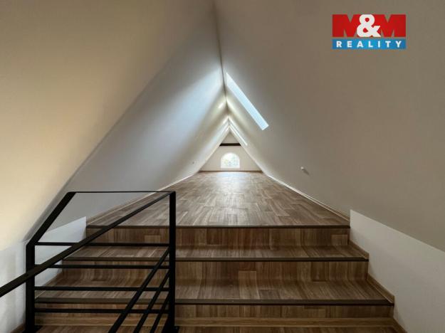 Pronájem bytu 2+kk, Lanškroun - Žichlínské Předměstí, Dobrovského, 80 m2