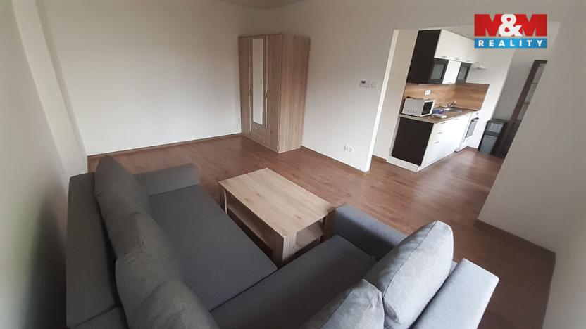 Pronájem bytu 1+1, Týniště nad Orlicí, Družstevní, 37 m2