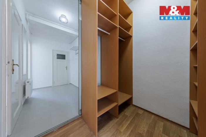 Pronájem bytu 2+1, Karlovy Vary, Moskevská, 80 m2