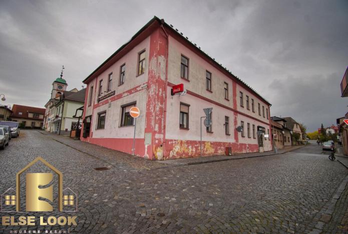 Prodej restaurace, Solnice, Masarykovo náměstí, 1021 m2