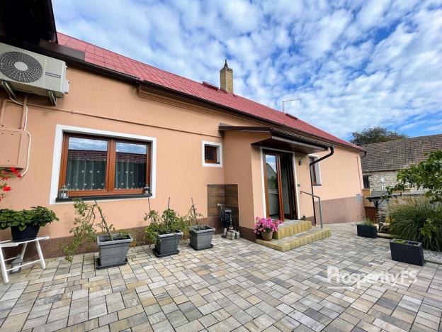 Pronájem bytu 3+1, Stochov, Osvobození, 103 m2