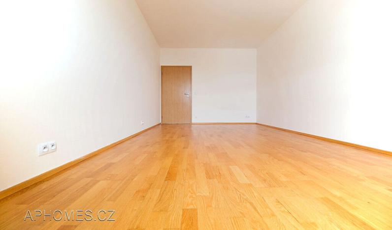 Pronájem bytu 2+kk, Praha - Holešovice, U průhonu, 69 m2