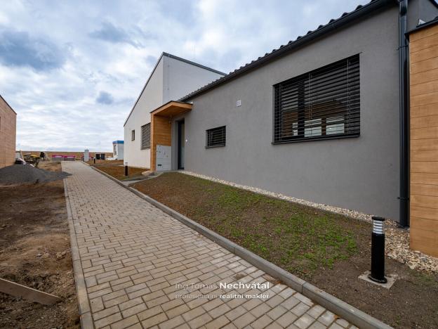 Prodej bytu 1+kk, Nemojany, 32 m2