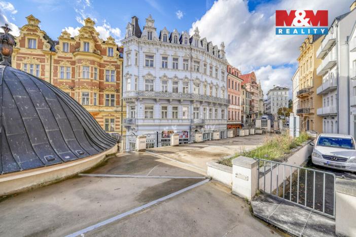 Prodej bytu 3+kk, Karlovy Vary, Zámecký vrch, 72 m2