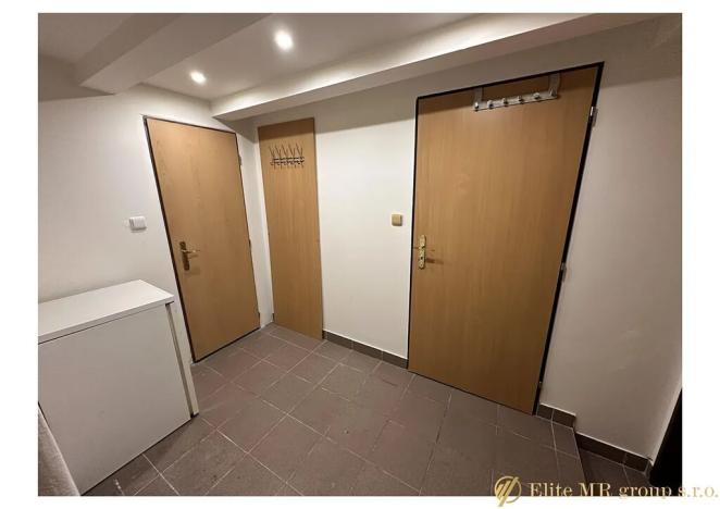Pronájem kanceláře, Praha - Nusle, Doudlebská, 30 m2