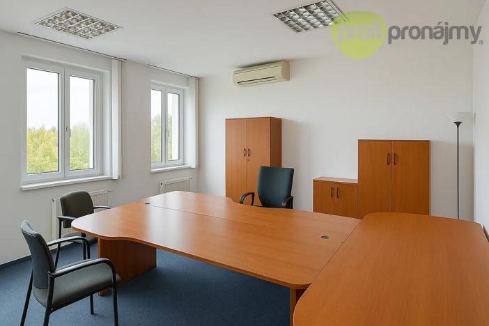 Pronájem kanceláře, Nový Jičín, Štefánikova, 11 m2
