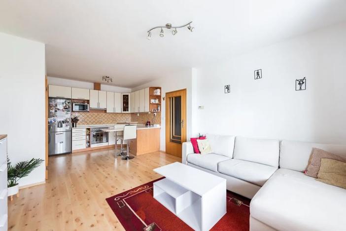 Prodej bytu 3+kk, Líšnice, 68 m2
