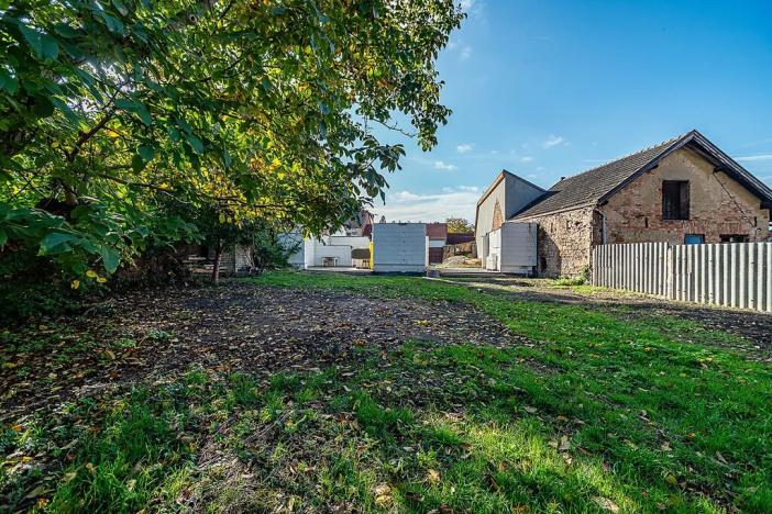 Prodej pozemku pro bydlení, Mochov, 717 m2