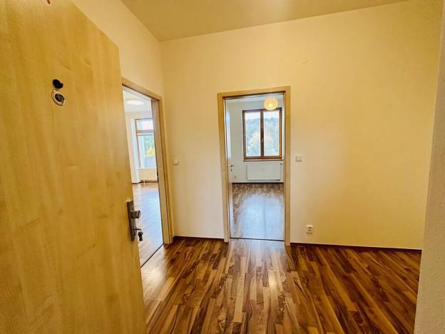 Prodej bytu 3+kk, Mikulov, Bezručova, 77 m2