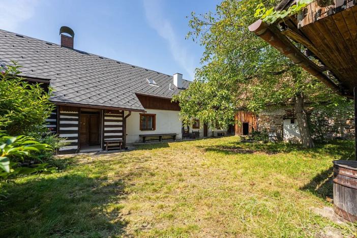 Prodej rodinného domu, Žernov, 220 m2