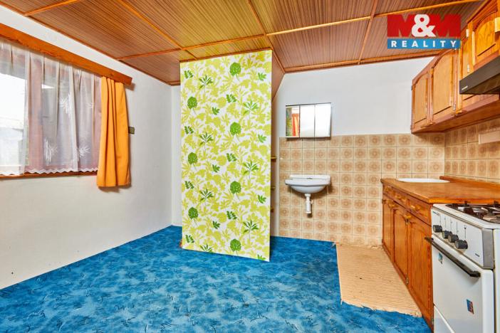 Prodej chaty, Lišov, 375 m2