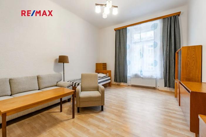 Pronájem bytu 1+1, Praha - Smíchov, Staropramenná, 40 m2