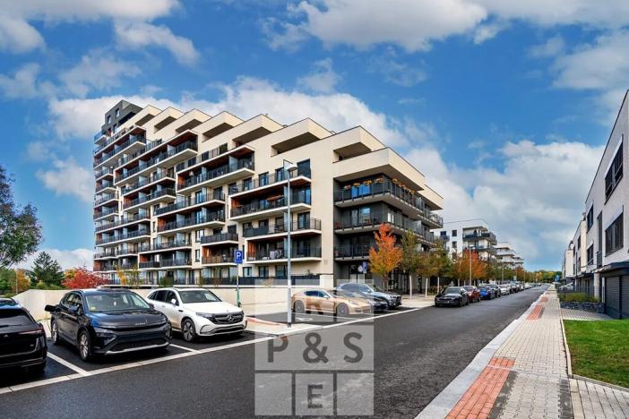 Prodej bytu 2+kk, Praha - Strašnice, Zvěřinova, 58 m2