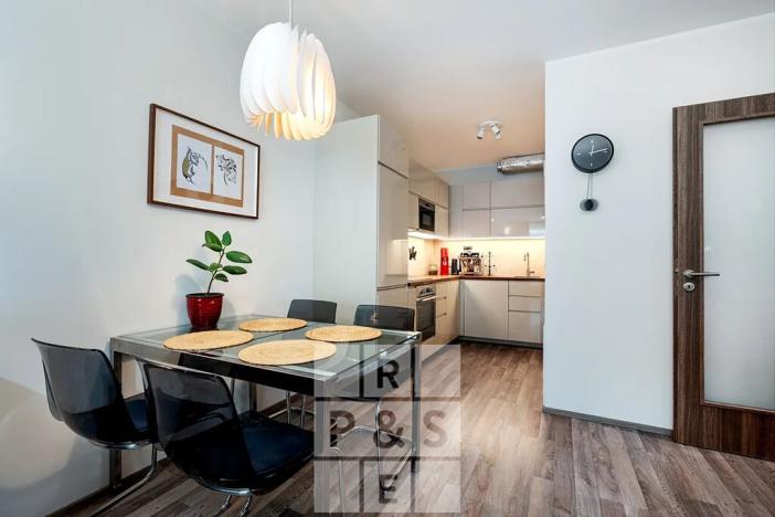 Prodej bytu 2+kk, Praha - Strašnice, Zvěřinova, 58 m2