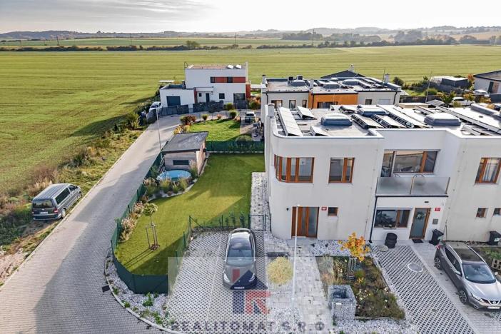 Prodej rodinného domu, Horoušany, Rubínová, 92 m2