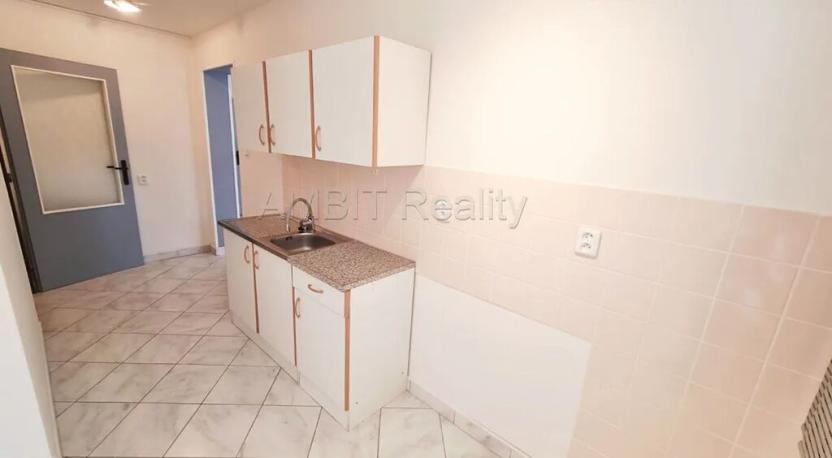 Pronájem kanceláře, Praha - Řepy, Žalanského, 63 m2