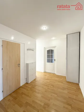 Pronájem bytu 4+1, Chomutov, Hutnická, 88 m2