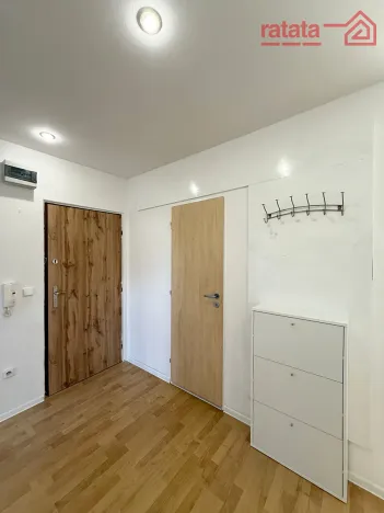 Pronájem bytu 4+1, Chomutov, Hutnická, 88 m2