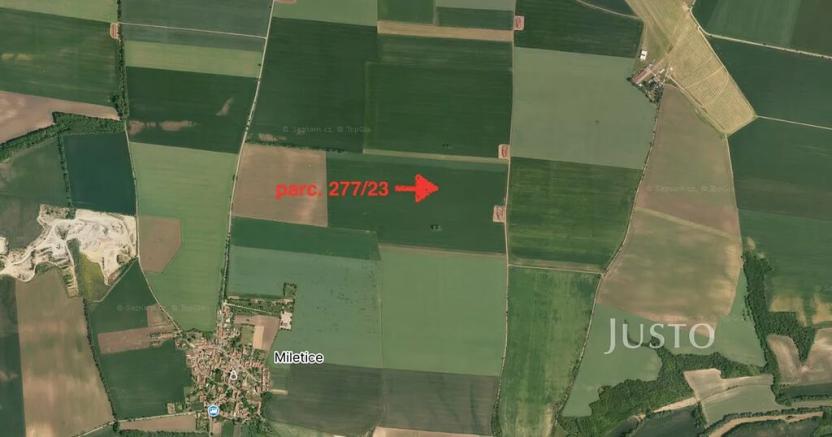 Prodej pole, Černuc, 7167 m2