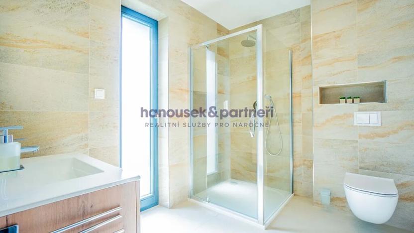 Prodej bytu 4+kk, Volary, 111 m2