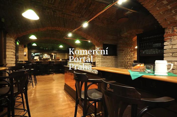 Pronájem restaurace, Praha - Smíchov, Radlická, 488 m2