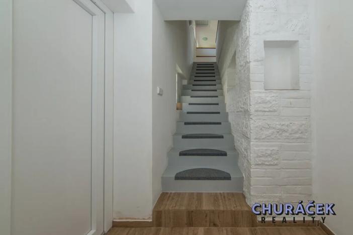 Pronájem bytu 3+kk, Zlatníky-Hodkovice, Vestecká, 66 m2